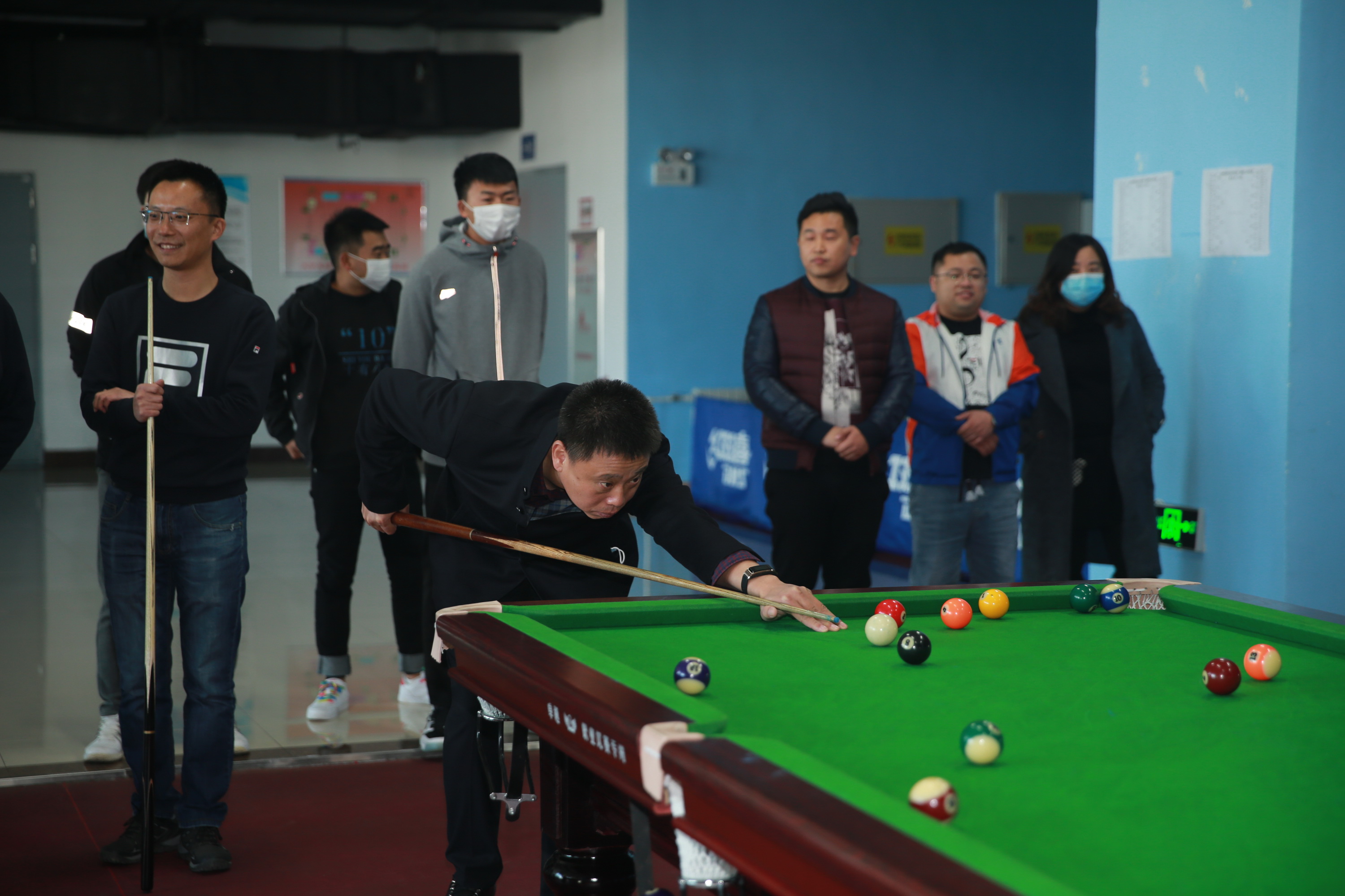 副校长李欣参加比赛