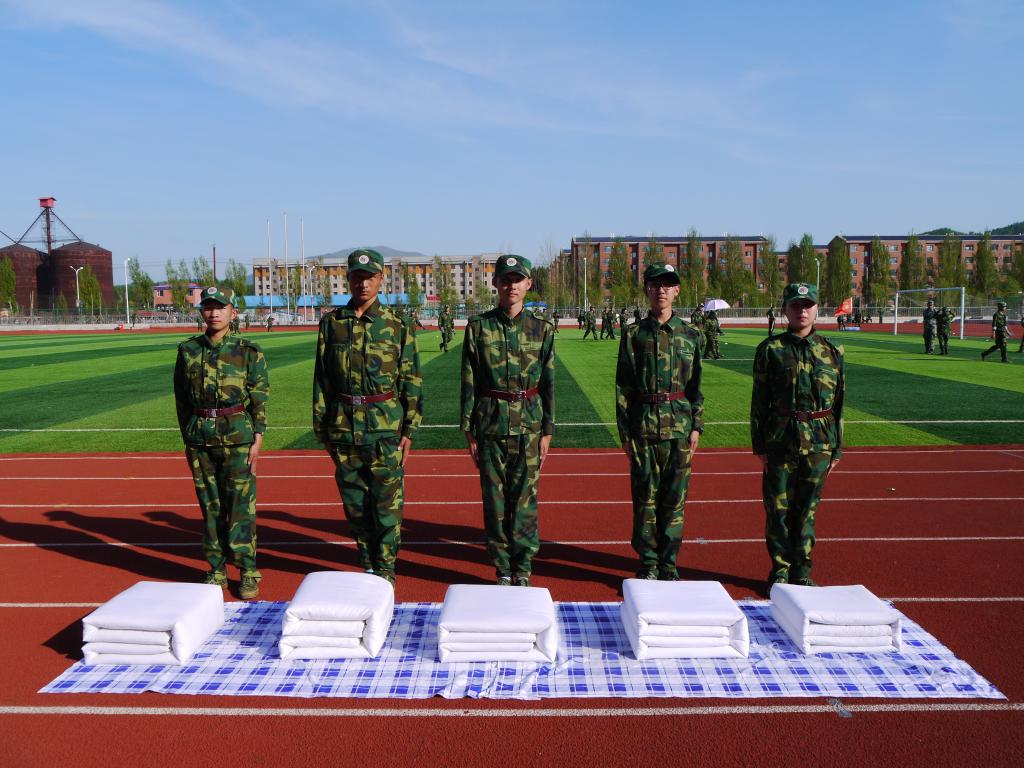 获得大赛“一等奖”的学生