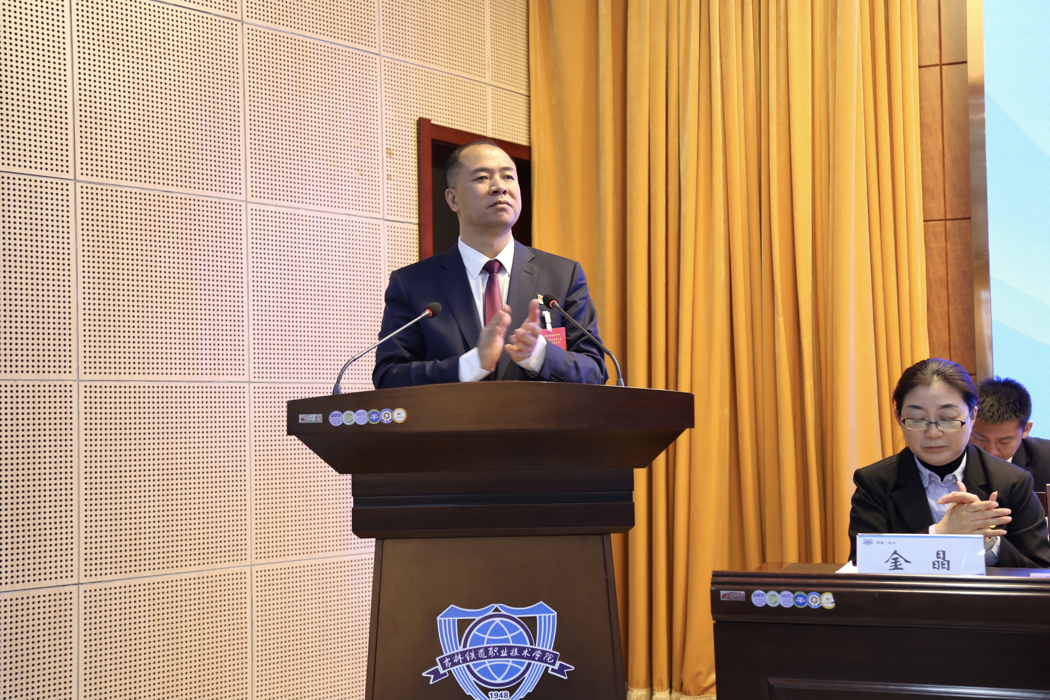 党委副书记、校长曹炳志讲话