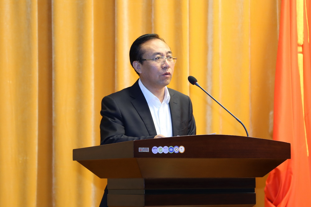 省教育厅职业与成人教育处处长宋春辉讲话