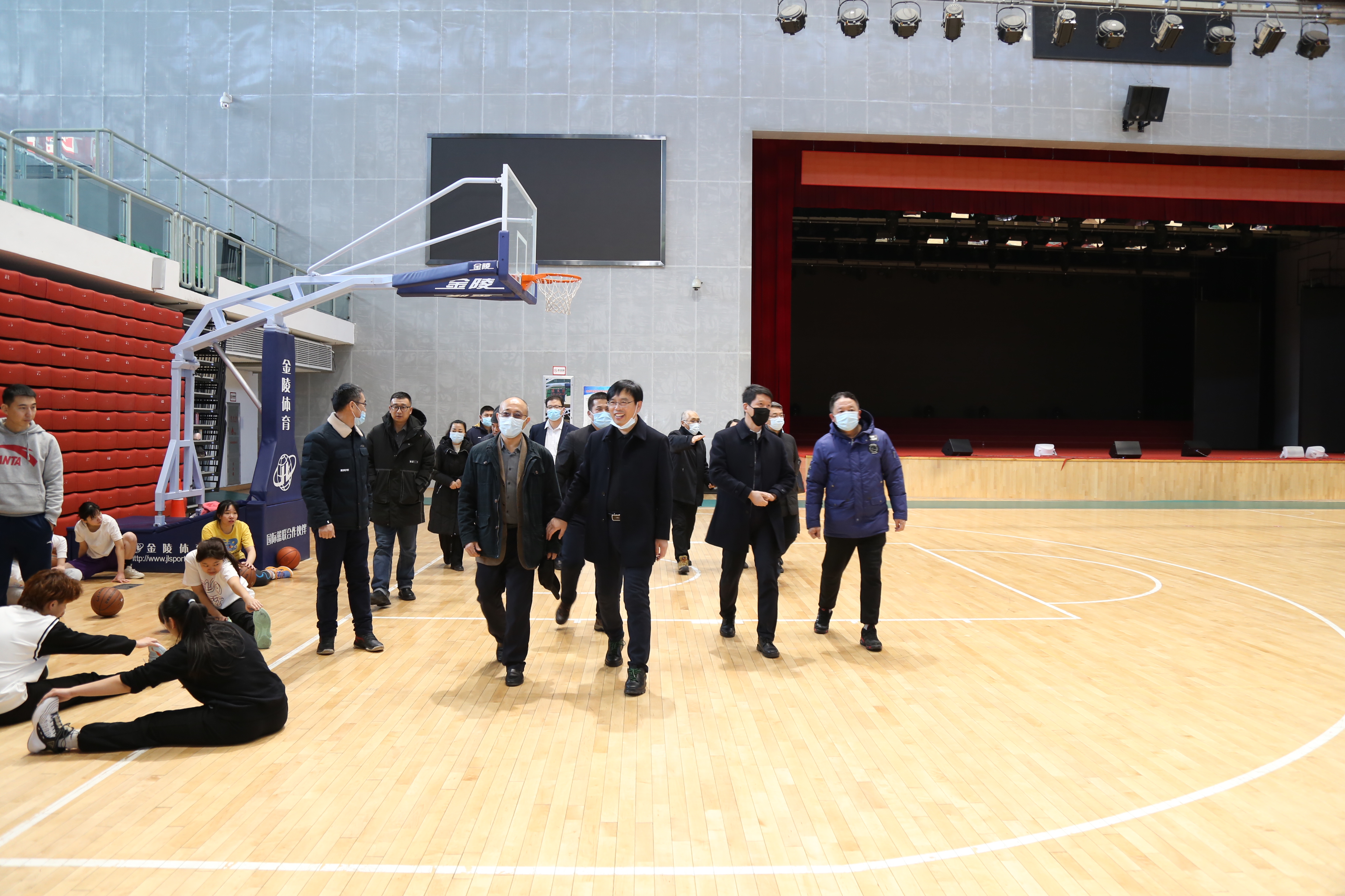 参观大学生活动中心